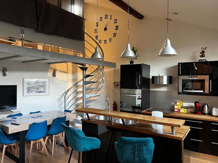 Appartement Pepite Rare 8 Personnes Au Coeur Battant Du Vieux Lyon Extérieur photo
