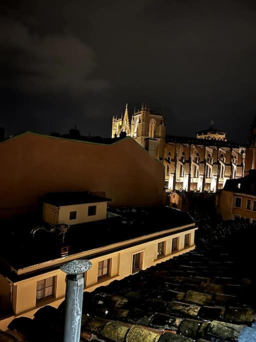 Appartement Pepite Rare 8 Personnes Au Coeur Battant Du Vieux Lyon Extérieur photo