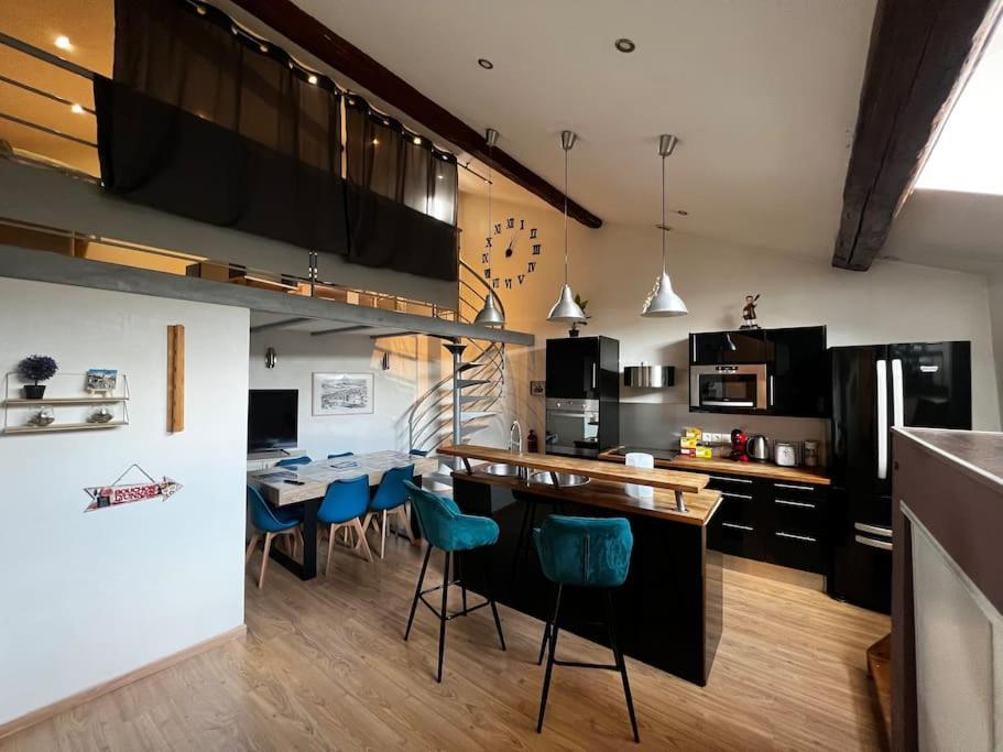 Appartement Pepite Rare 8 Personnes Au Coeur Battant Du Vieux Lyon Extérieur photo